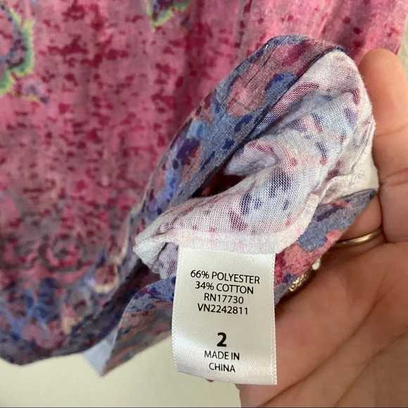 Distress Multicolor Top Variegated V-Neck Casual Plus Top Size 2 (18/20) - Picture 8 of 11